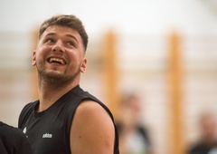 "Dončić je sonce, njegovi soigralci pa planeti, ki krožijo okoli njega!"