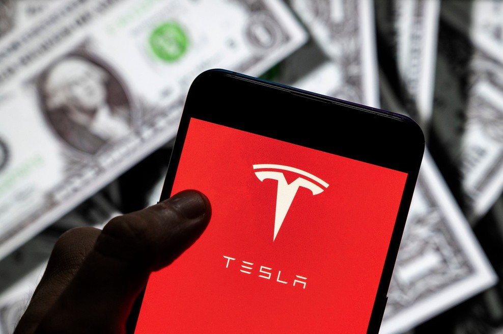 Tesla prvič z več kot milijardo dolarjev četrtletnega dobička (foto: profimedia)