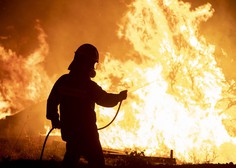 Po južnem Balkanu in ob Sredozemlju še naprej pustošijo požari