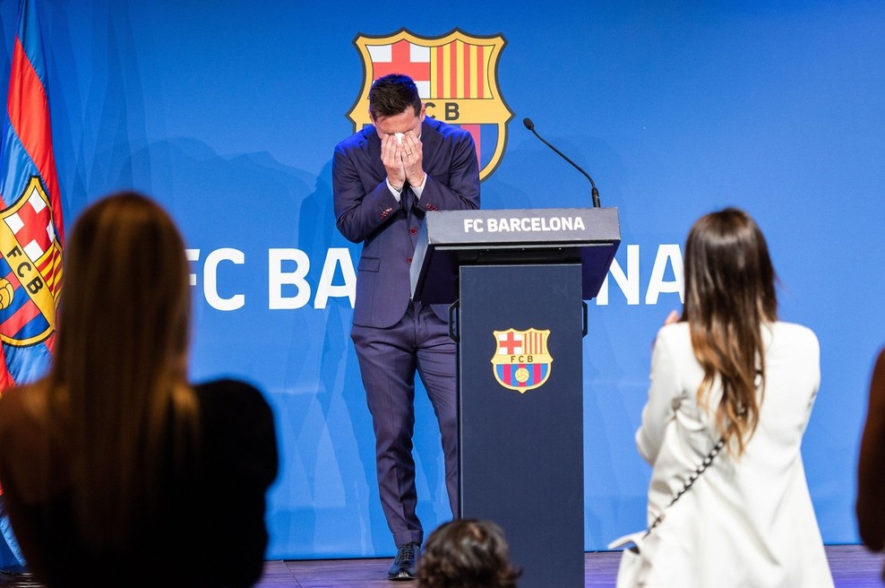 Messi na konferenci požel čustven aplavz – v komentarjih pa ostre kritike oboževalcev (foto: Profimedia)