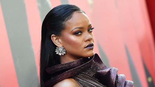 Kako je Rihanna uradno postala milijarderka in s tem najbogatejša glasbenica na svetu