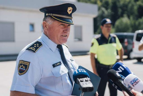 Avtocestna policija na ljubljanski avtocestni povezavi aktivno proti kršiteljem prometnih predpisov