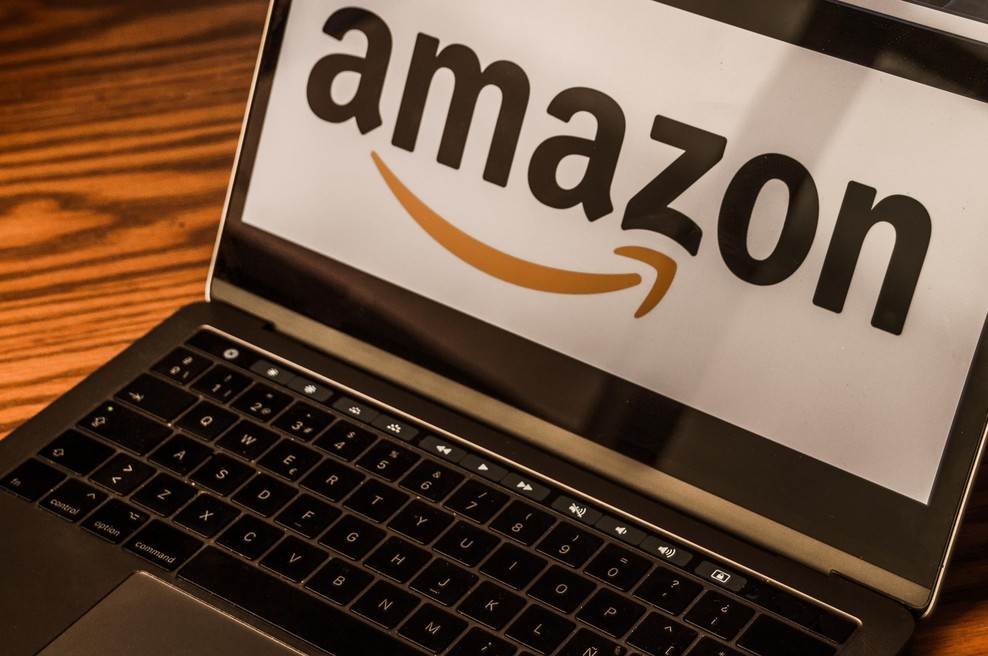 Amazon kupcem v primeru nevarnega blaga obljublja odškodnino (foto: Profimedia)