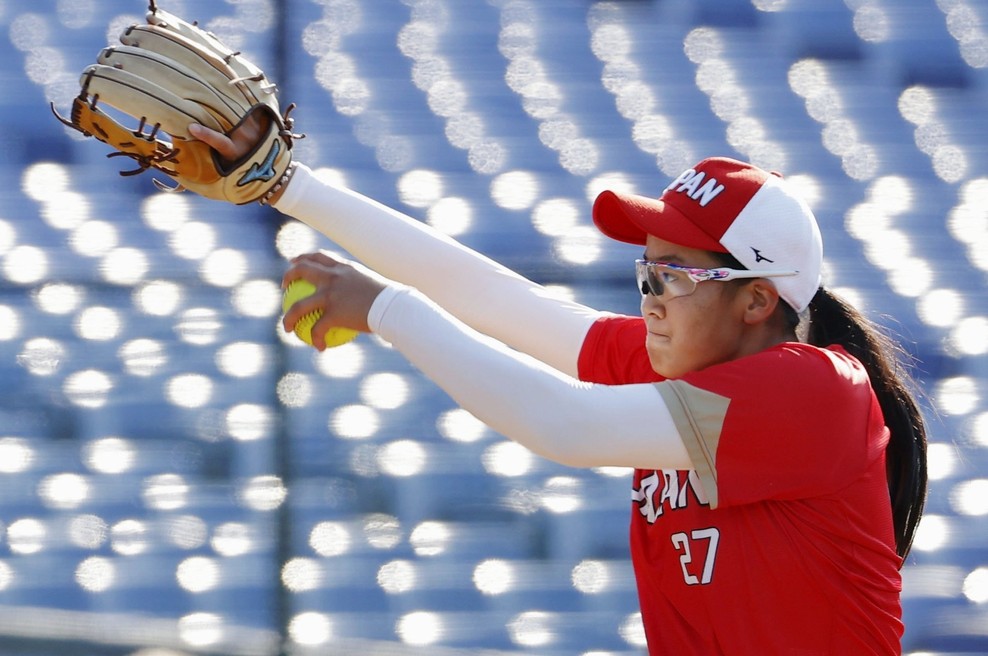 Ker je župan ugriznil medaljo, bo igralka softballa dobila novo (foto: Profimedia)