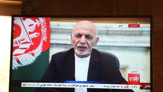 
                            Afganistanski predsednik se je umaknil v tujino in Kabul prepustil talibanom (foto: profimedia)