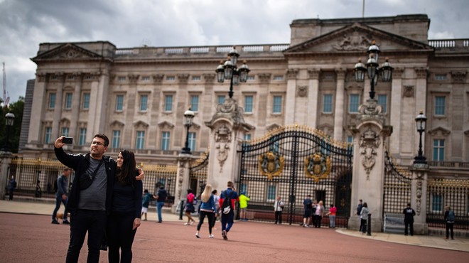 Veliko razočaranje: Buckinghamska palača na TripAdvisorju prejema obupne ocene - poglejte zakaj (foto: Profimedia)