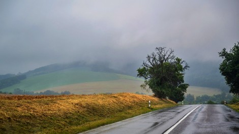 Padavine bodo prihodnji teden ohladile za približno deset stopinj