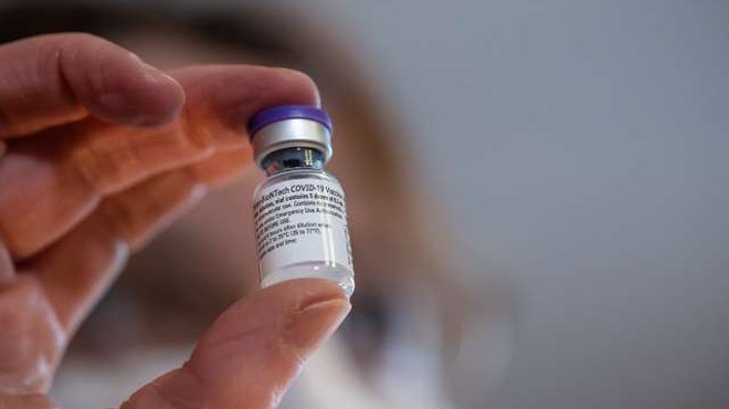 Pfizerjevo cepivo v ZDA dobilo dokončno dovoljenje za uporabo (foto: Xinhua/STA)