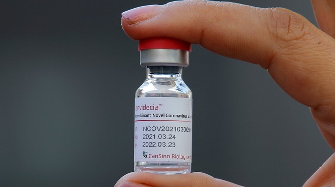 Je covid-19 cepivo, ki ga vdihnemo, prihodnost boja proti pandemiji – 5 stvari, ki jih morate vedeti (foto: Profimedia)