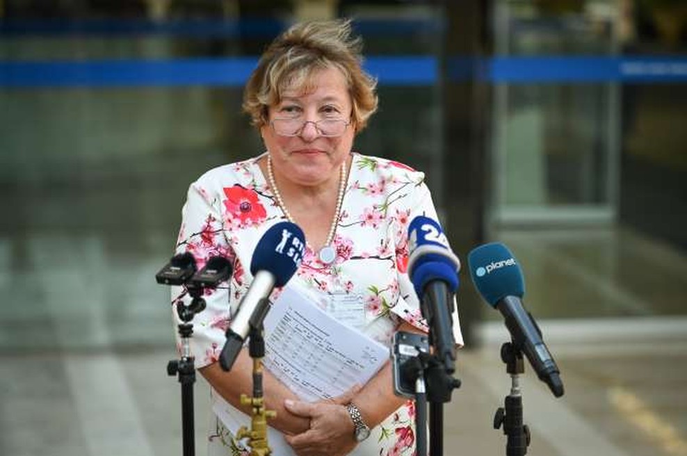 Lejko Zupančeva: Med hospitaliziranimi malo cepljenih, večina s pridruženimi boleznimi (foto: Nebojša Tejić/STA)