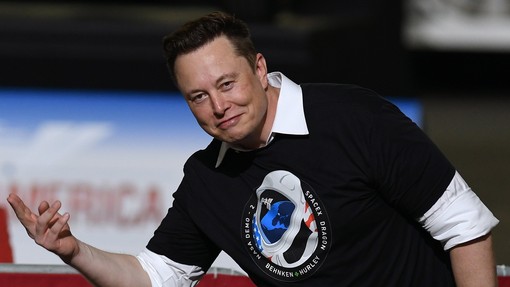 Zanimive ideje Elona Muska: od potovanja na Mars do Tesla Botov in neuralinkov