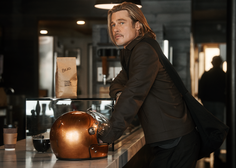 Kakšno kavo pije Brad Pitt in kako je videti njegov običajen dan