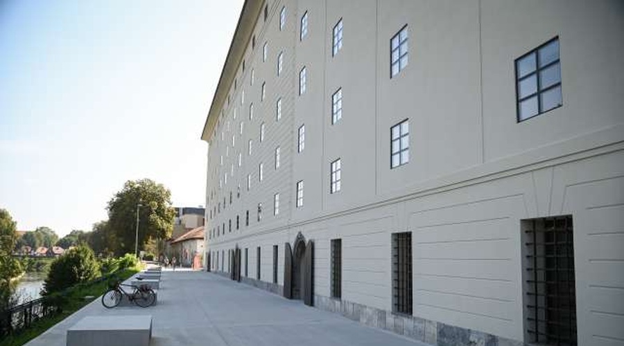 Galerija Cukrarna naj bi postala nova platforma za razvoj sodobne umetnosti (foto: STA/Nebojša Tejić)