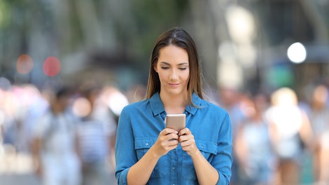 To so znaki, ki kažejo, da imate morda nezdrav odnos s telefonom