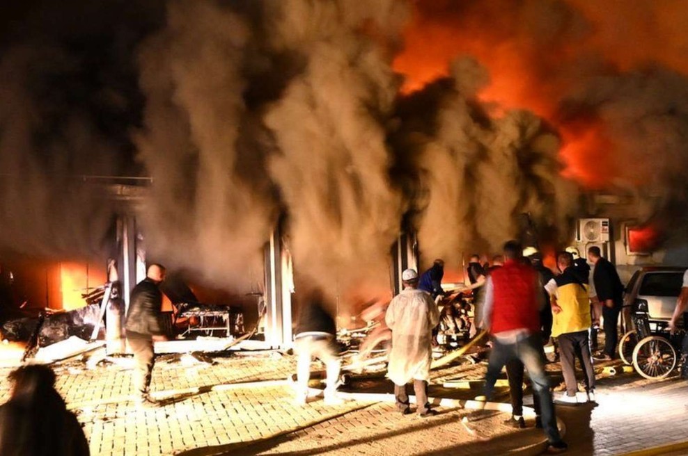 Več mrtvih v požaru v covidni bolnišnici v Severni Makedoniji (foto: Twitter)