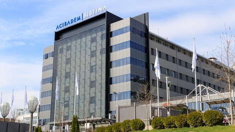 Vodilni v regiji – v bolnišnici Acibadem Sistina sanje postanejo resničnost