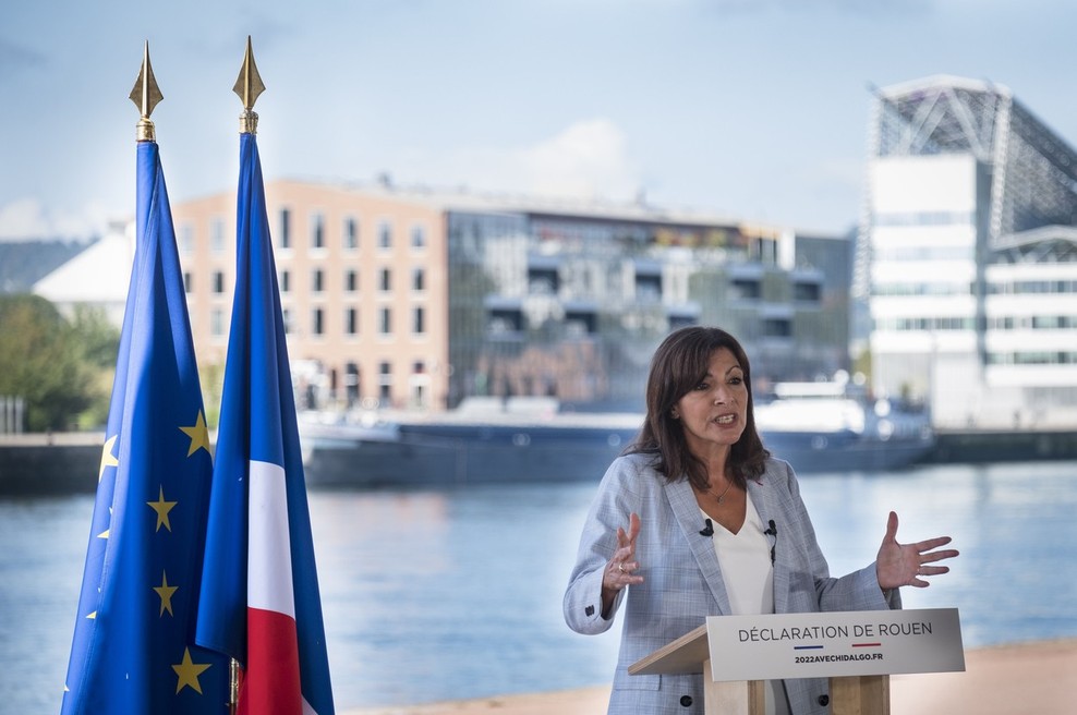 Pariška županja Anne Hidalgo napovedala tekmo za francosko predsednico (foto: profimedia)