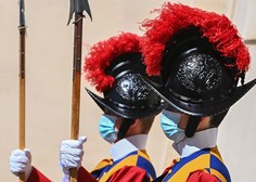 Se švicarska garda v Vatikanu pripravlja, da bo v svoje vrste prvič v zgodovini sprejela ženske?