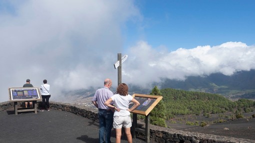 Po pol stoletja je vnovič oživel vulkan na španskem otoku La Palma
