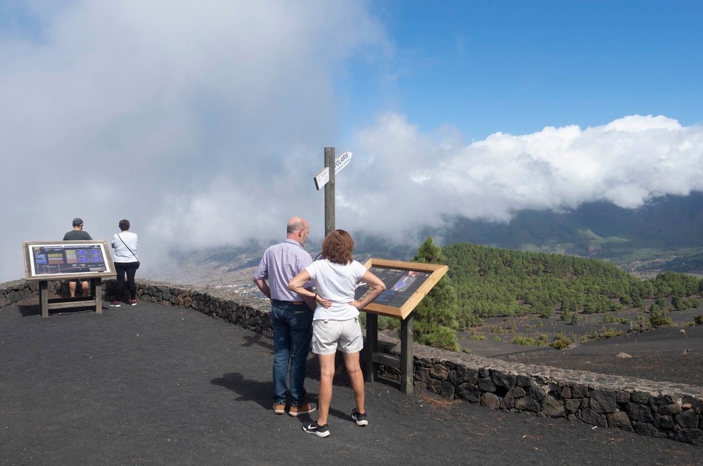 Po pol stoletja je vnovič oživel vulkan na španskem otoku La Palma (foto: profimedia)