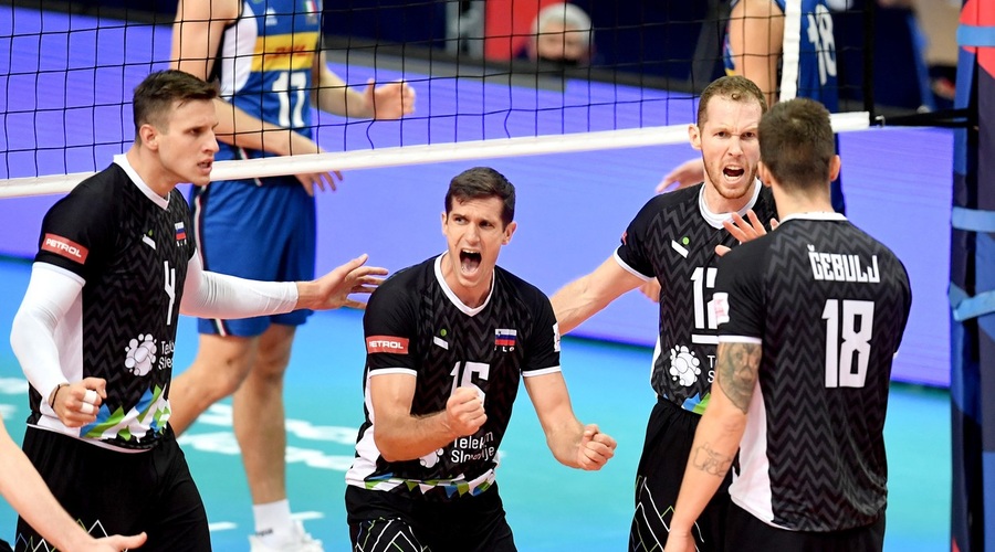 Slovenski odbojkarji se bodo z evropskega prvenstva tretjič vrnili s srebrom (foto: profimedia)