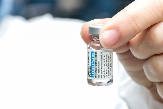 Kacin: Trudimo se zagotoviti večje dobave cepiva Janssen