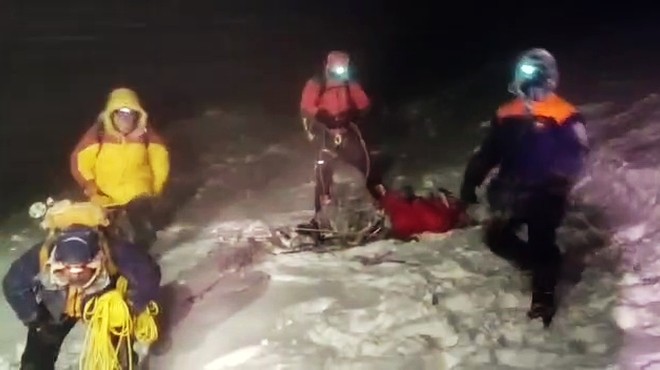 Snežna nevihta na Elbrusu usodna za pet alpinistov, 14 so jih rešili (foto: profimedia)
