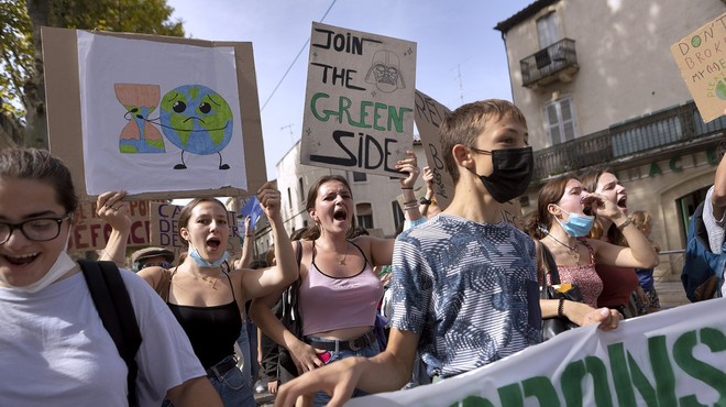 Mladi protestirajo, ker politične stranke ne storijo dovolj v boju proti globalnemu segrevanju (foto: profimedia)