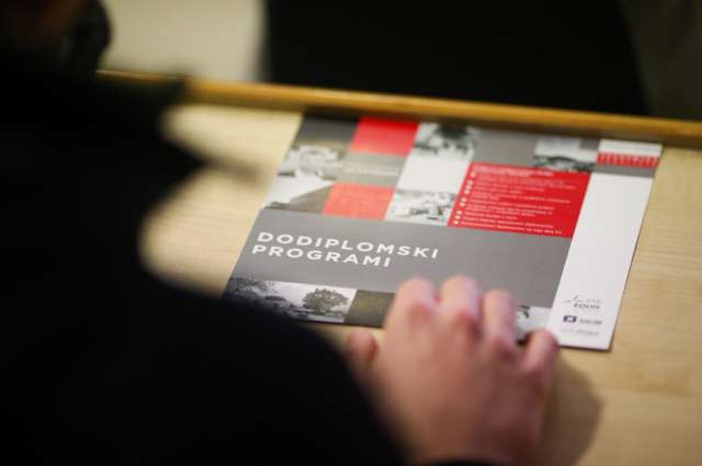 Delež tujih študentov na slovenskih univerzah se je več kot podvojil (foto: Anže Malovrh/STA)