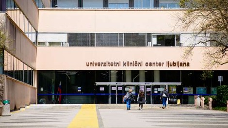V UKC Ljubljana zaradi koronavirusa vse več zaposlenih v izolaciji in karanteni