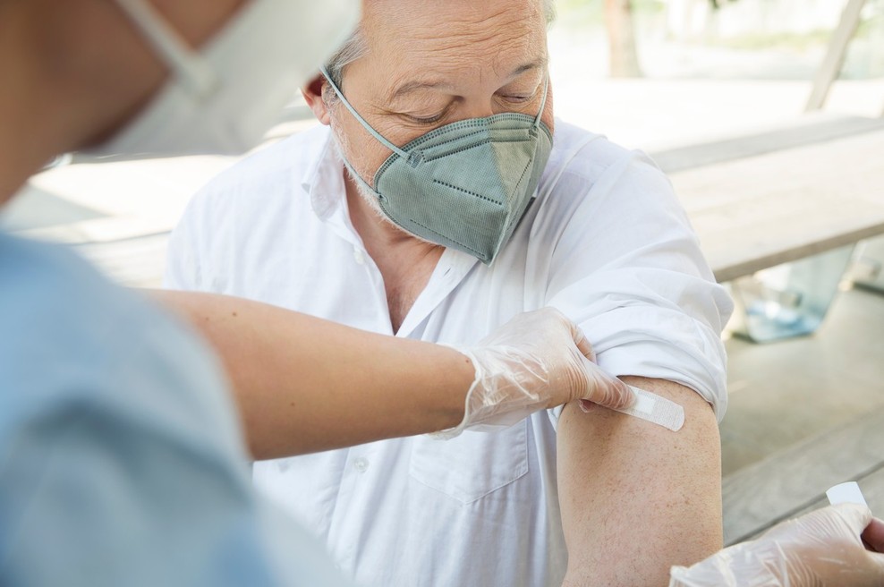 Četrtkova statistika testiranja: 5330 PCR testov, 970 okužb, delež pozitivnih 18,2 odstotka (foto: profimedia)