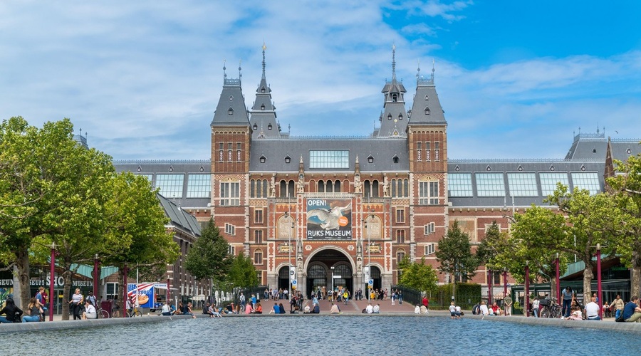 Rijksmuseum v Amsterdamu s sto renesančnimi portreti pod geslom Ohrani me v spominu (foto: profimedia)