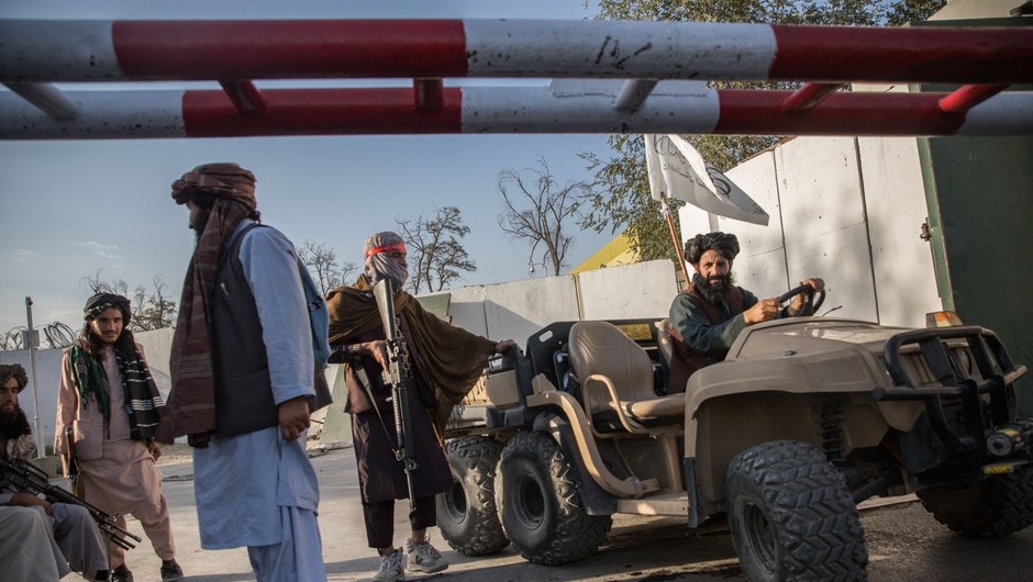 
                            Talibani pozvali na sodišče nizozemske tolmače, sicer bodo kaznovali njihove svojce (foto: profimedia)