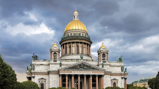 Po 127 letih od zadnje kraljevske poroke v Rusiji je v St. Peterburgu dahnil da Georg Romanov (foto: profimedia)