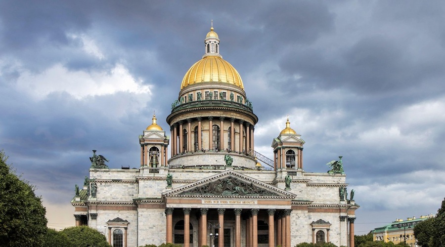 Po 127 letih od zadnje kraljevske poroke v Rusiji je v St. Peterburgu dahnil da Georg Romanov (foto: profimedia)