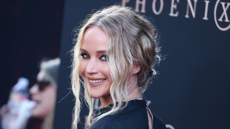 Zvezdnica slavnih Iger lakote Jennifer Lawrence v veselem pričakovanju - poglejte te fotografije