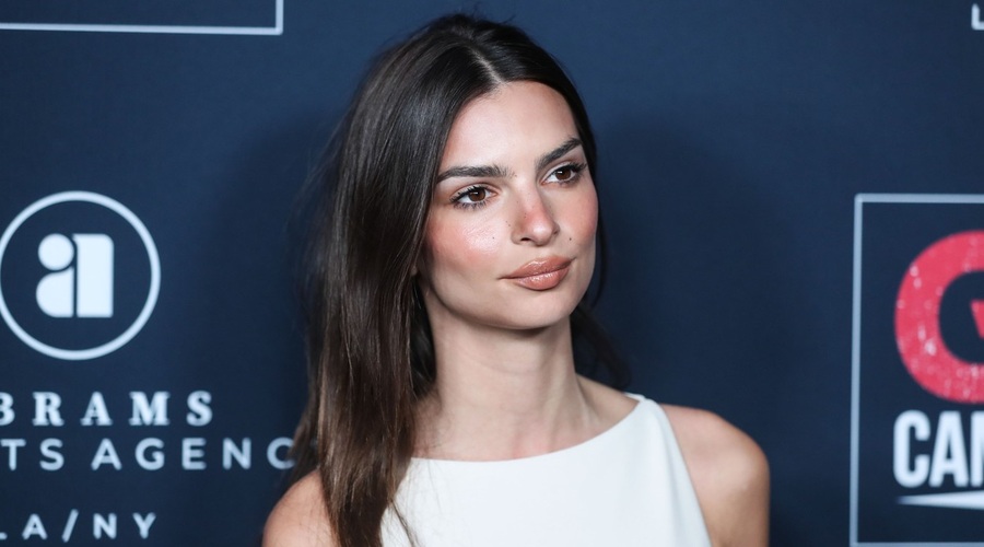 Manekenka Emily Ratajkowski pojasnila, zakaj o spolnem napadu ni spregovorila prej - se je odločila prav? (foto: Profimedia)