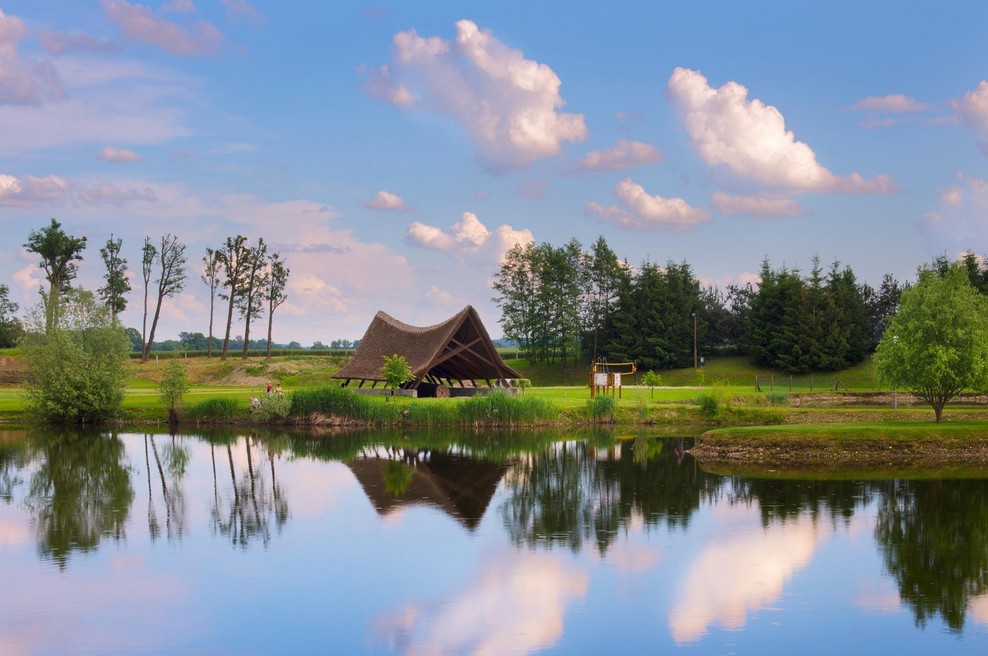 O podaljšanju turističnih ali novih bonov ministrstvo ne razmišlja (foto: Profimedia)