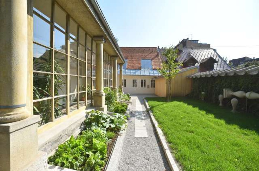 V Ljubljani doživljajsko vodenje Mojster Plečnik (foto: Tamino Petelinšek/STA)