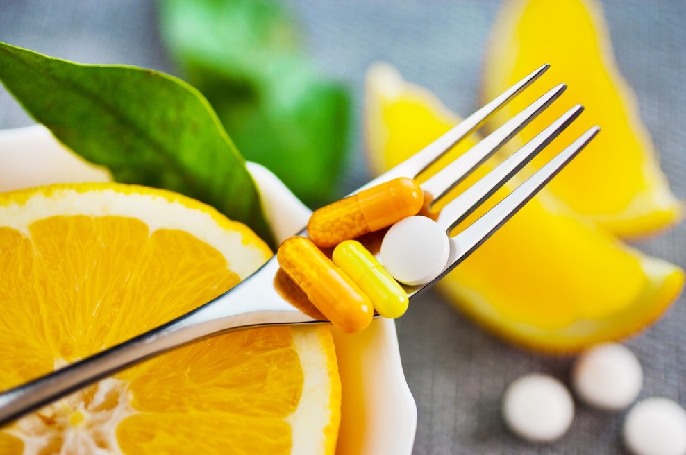 Strokovnjaki predlagajo, da priporočeni dnevni vnos vitamina C podvojimo - v katerih živilih se skriva? (foto: Profimedia)