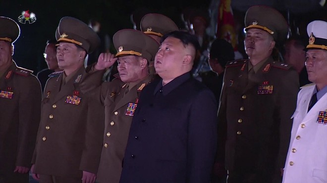 Nenavadni severnokorejski vojak pritegnil pozornost svetovne javnosti (foto: profimedia)
