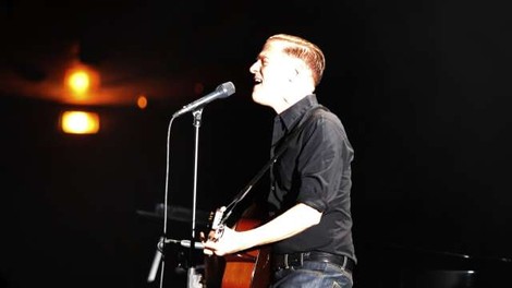 Bryan Adams izdal novo skladbo s prihajajočega albuma