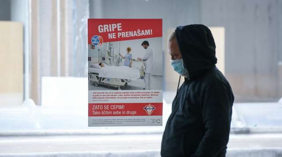Za cepljenje proti gripi ni treba izpolnjevati pogoja PCT (foto: Nebojša Tejić/STA)