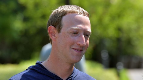Facebook naj bi načrtoval spremembo imena