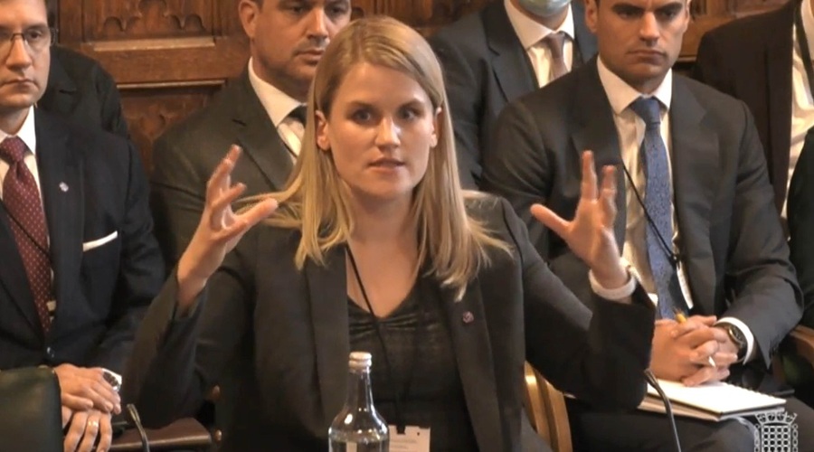 Žvižgačica Frances Haugen: "Facebook brez dvoma podpira sovražni govor, saj tako najbolj raste!" (foto: profimedia)