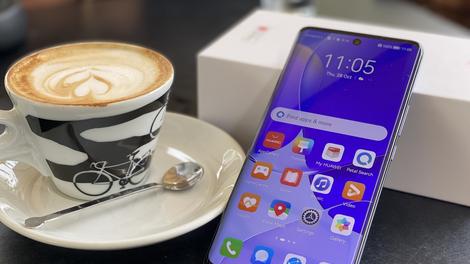 Kar nekaj je razlogov, zakaj si Huawei nova 9 zasluži vašo pozornost
