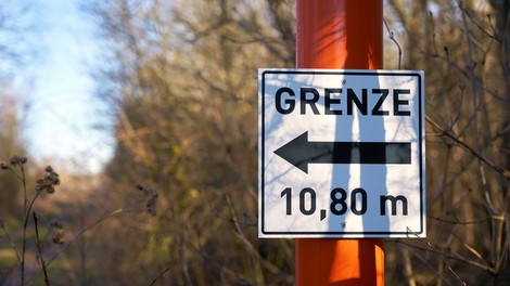Rastoče cene motornih goriv so Nemce pognale v 'bencinski turizem'