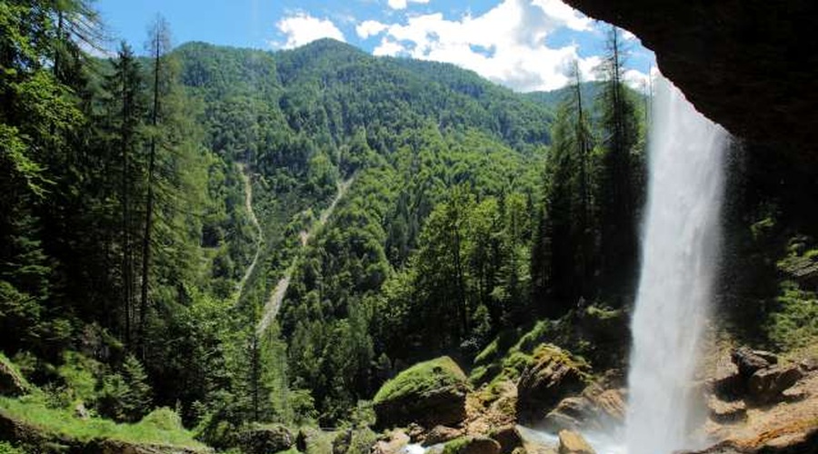 Lonely Planet Slovenijo uvrstil med deset priporočenih držav za obisk (foto: Daniel Novakovič/STA)
