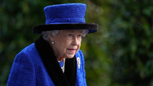 Britanska kraljica Elizabeta bo po nasvetu zdravnikov dva tedna počivala
