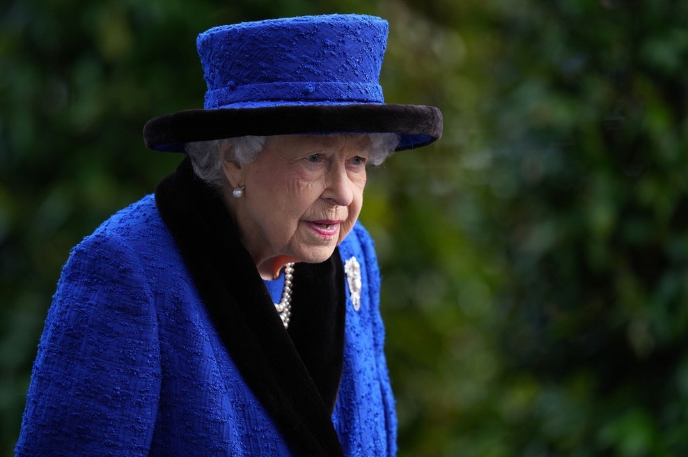 Britanska kraljica Elizabeta bo po nasvetu zdravnikov dva tedna počivala (foto: profimedia)